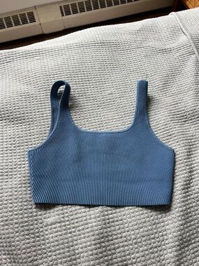 Aritzia BABTON RIBBED CROPPED TANK TOP